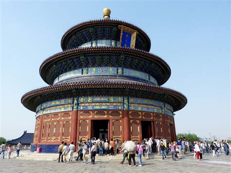 Le Temple du Ciel de Ma'anshan! Un joyau architectural et un paradis pour les amateurs d'histoire.